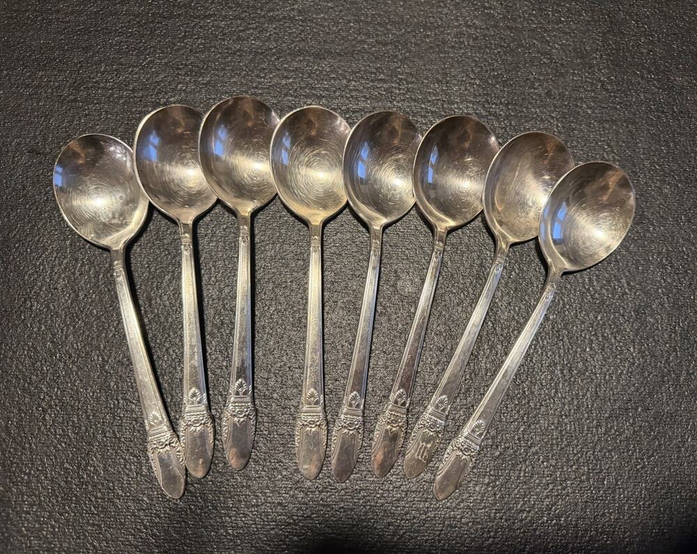 Vintage 1847 Rogers Bros First Love Silverplate Bouillon Soup Spoons Set of 8 IS